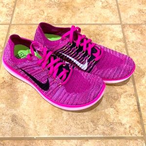 Brand new Nike Women’s Tennis Shoes
